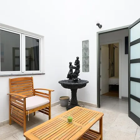 Hjs Plaza I شقة لاس بالماس دي غران كاناريا