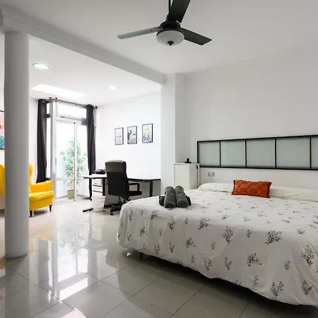 Апартаменты Hjs Plaza Suites Apartments I Лас-Пальмас-де-Гран-Канария