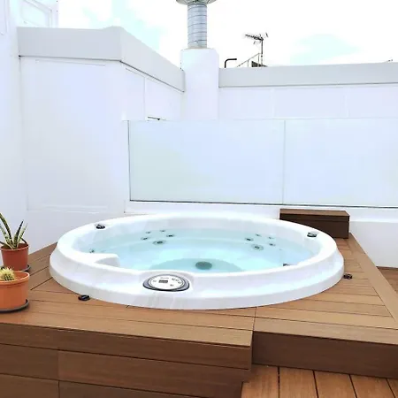 Hjs Plaza Suites Apartments I