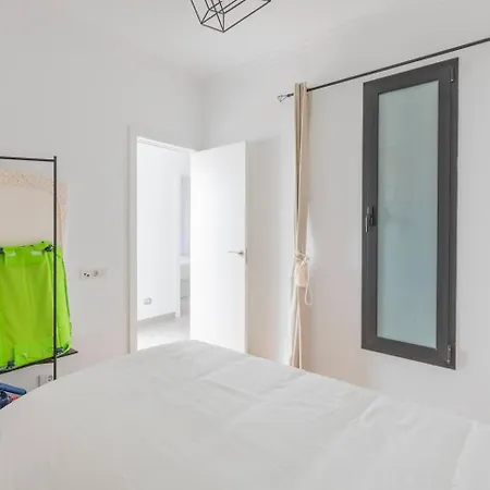Апартаменты Hjs Plaza Suites Apartments I