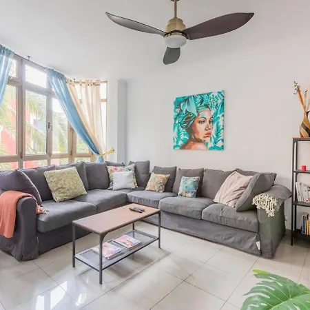 Hjs Plaza I * لاس بالماس دي غران كاناريا