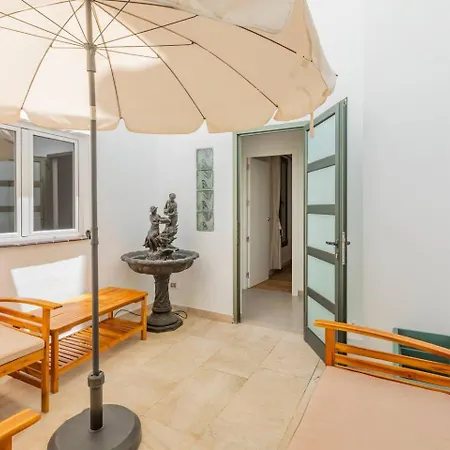 Hjs Plaza Suites Apartments I Апартаменты Лас-Пальмас-де-Гран-Канария