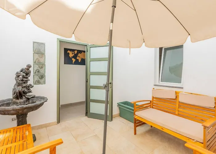 Hjs Plaza I Lejlighed